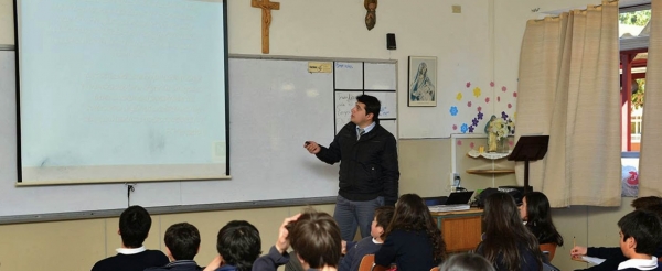 Educación y religión 2014